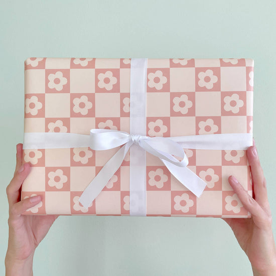 Gift Wrap - Flower Check
