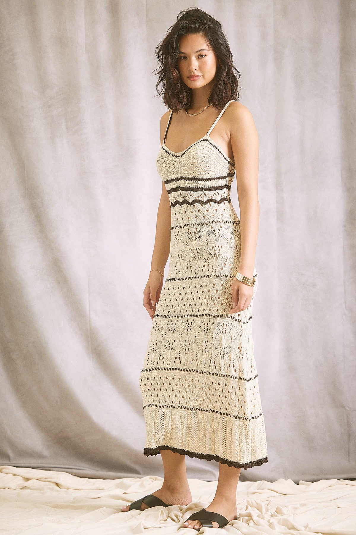 Load image into Gallery viewer, Veronica Crochet Dress in
