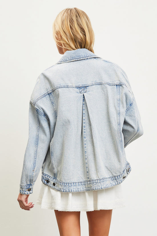 Load image into Gallery viewer, Sanford Back Pleated Jacket Light Denim
