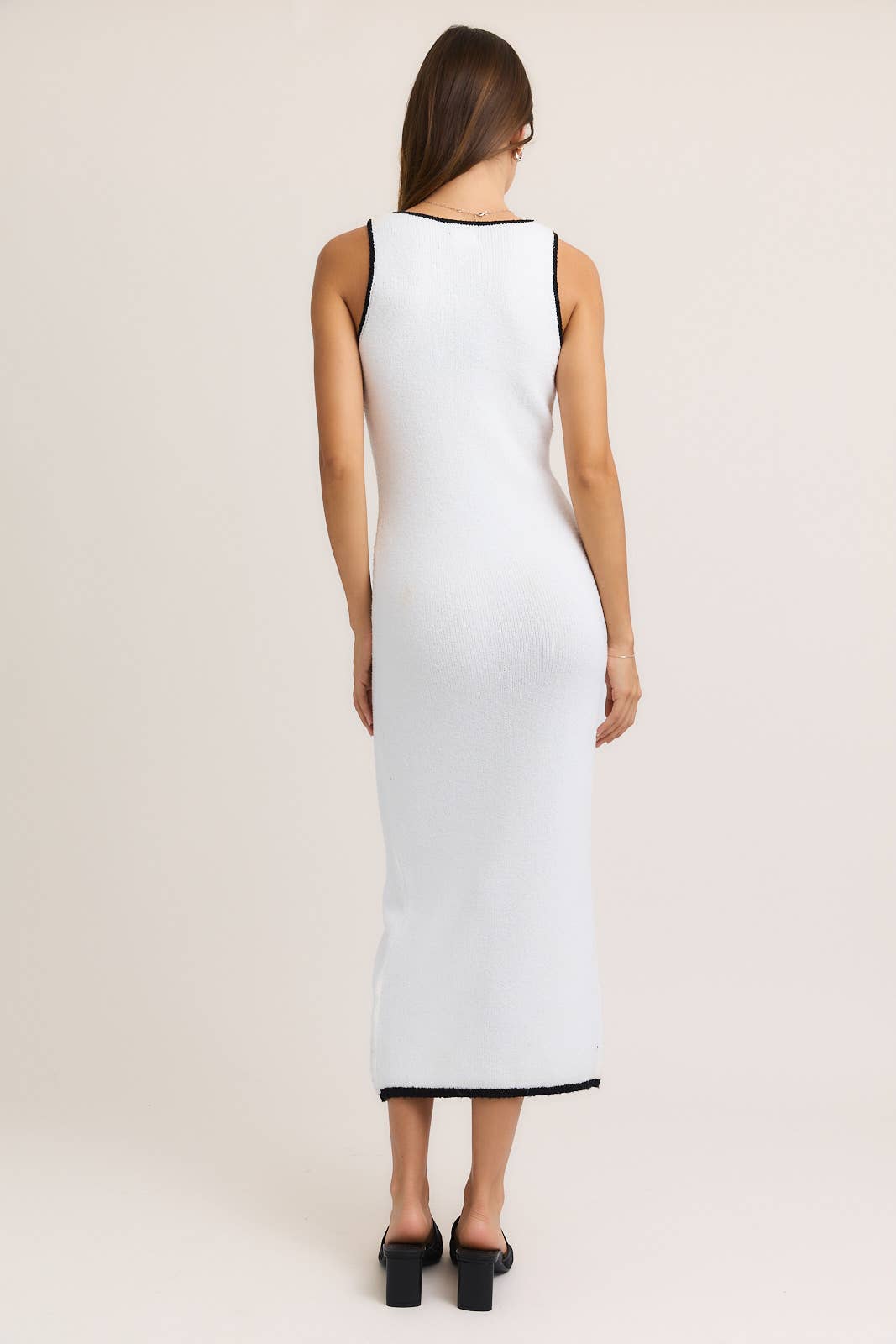 BUTTON UP SLEEVELESS MAXI KNIT DRESS