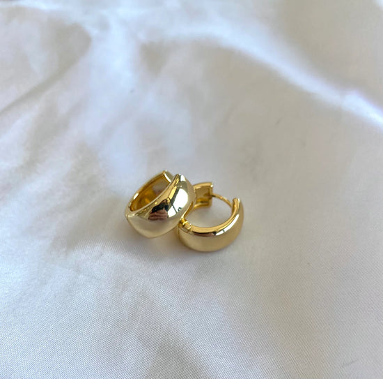Airotciv by Victoria Molly Earrings