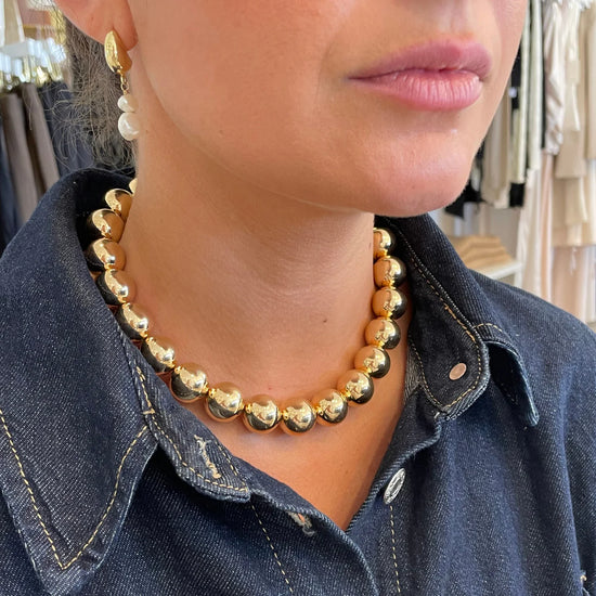 Airotciv By Victoria Melvie Bead Gold Necklace