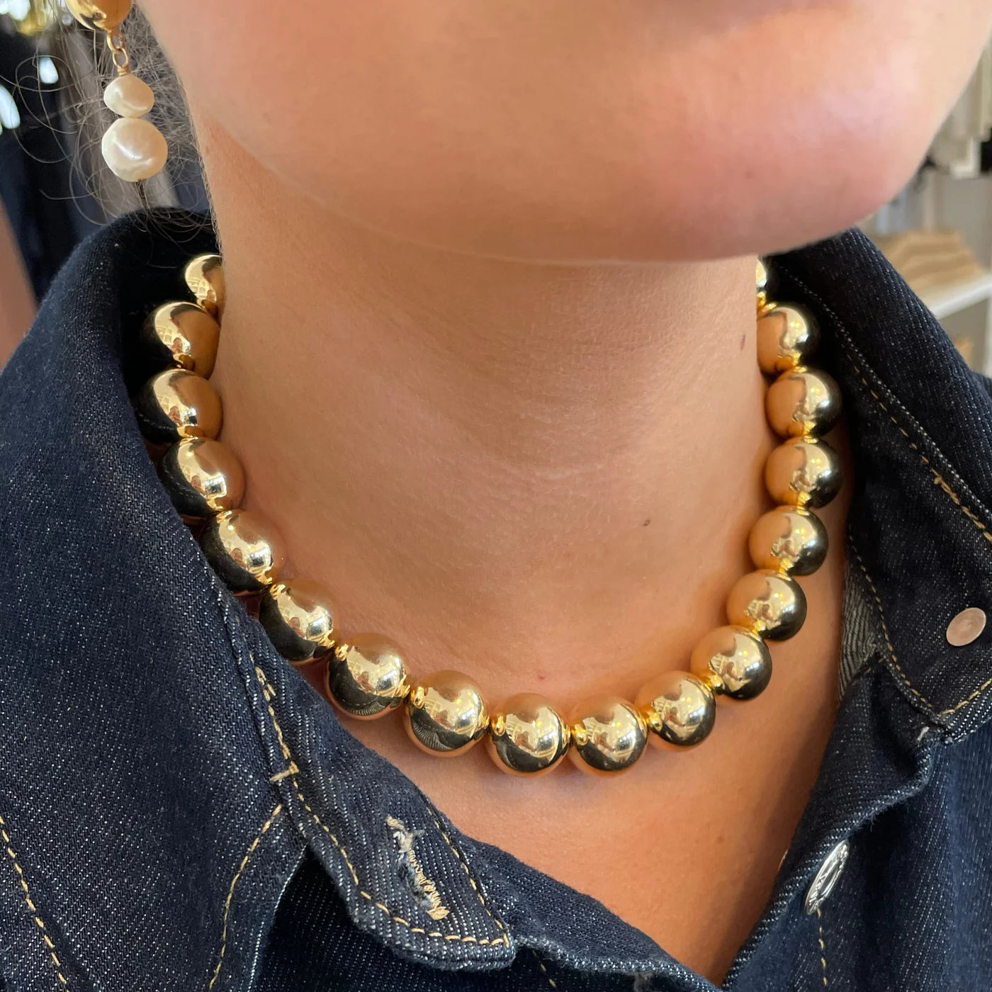Airotciv By Victoria Melvie Bead Gold Necklace