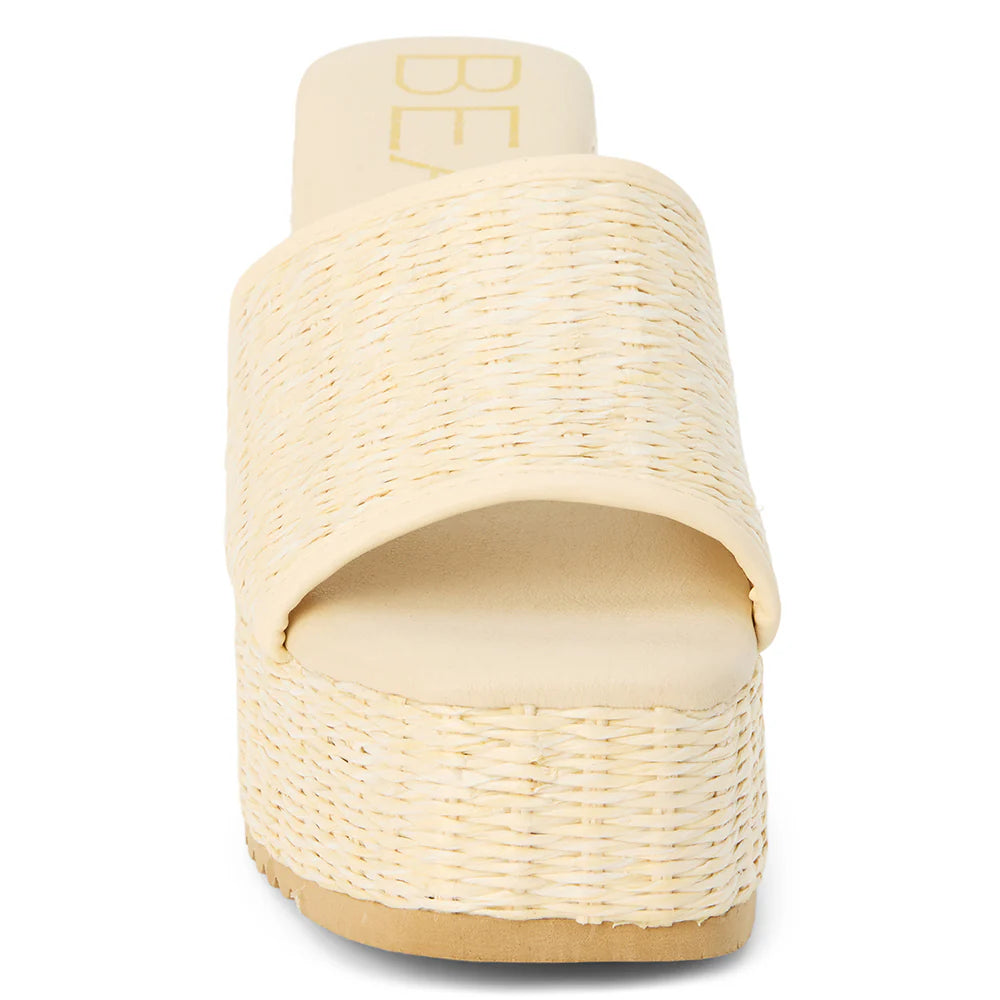 Beach By Matisse Marche Wedge Sandal Ivory