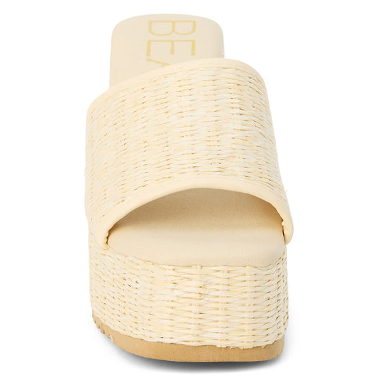 Beach By Matisse Marche Wedge Sandal Ivory