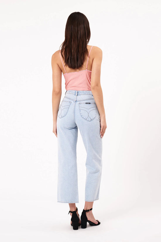 Load image into Gallery viewer, Rolla&amp;#39;s Heidi Ankle Luna Light Vintage Blue Jeans
