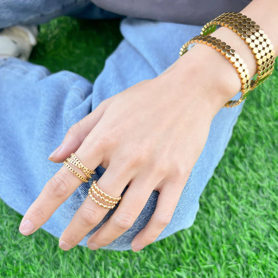 Load image into Gallery viewer, Suna Ring Water Resistant

