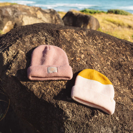 Load image into Gallery viewer, Tiny Whales Here Comes The Sun Beanie
