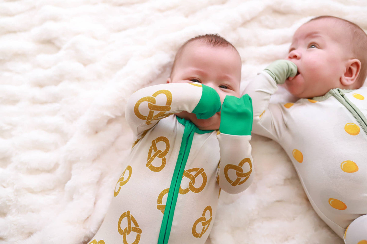 Strawberry Print 2-way zip romper footy sleeper