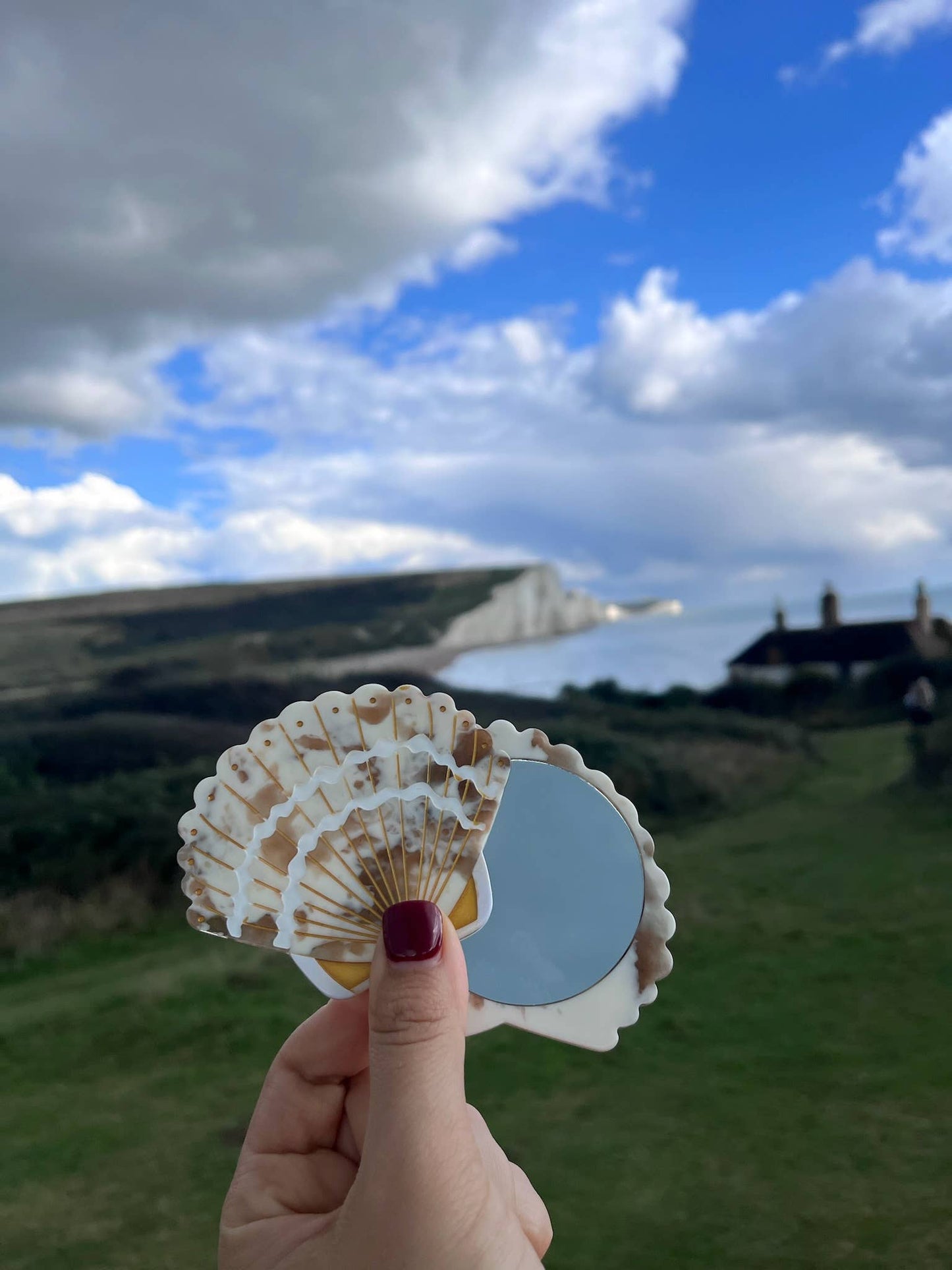 Solar Eclipse Hand-painted Seashell Compact Mirror