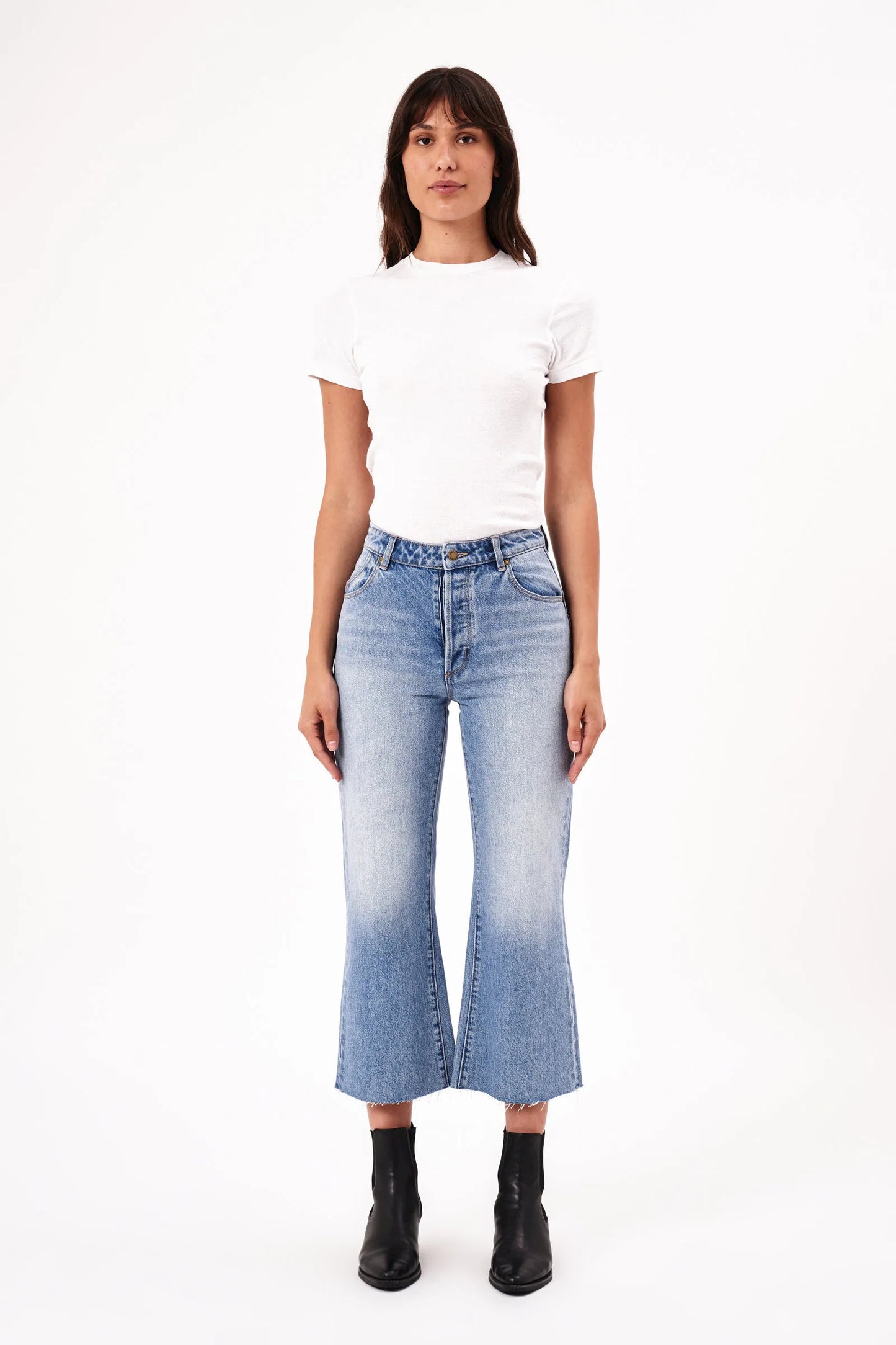 Rolla's Classic Flare Crop Jeans Chloe Vintage Blue