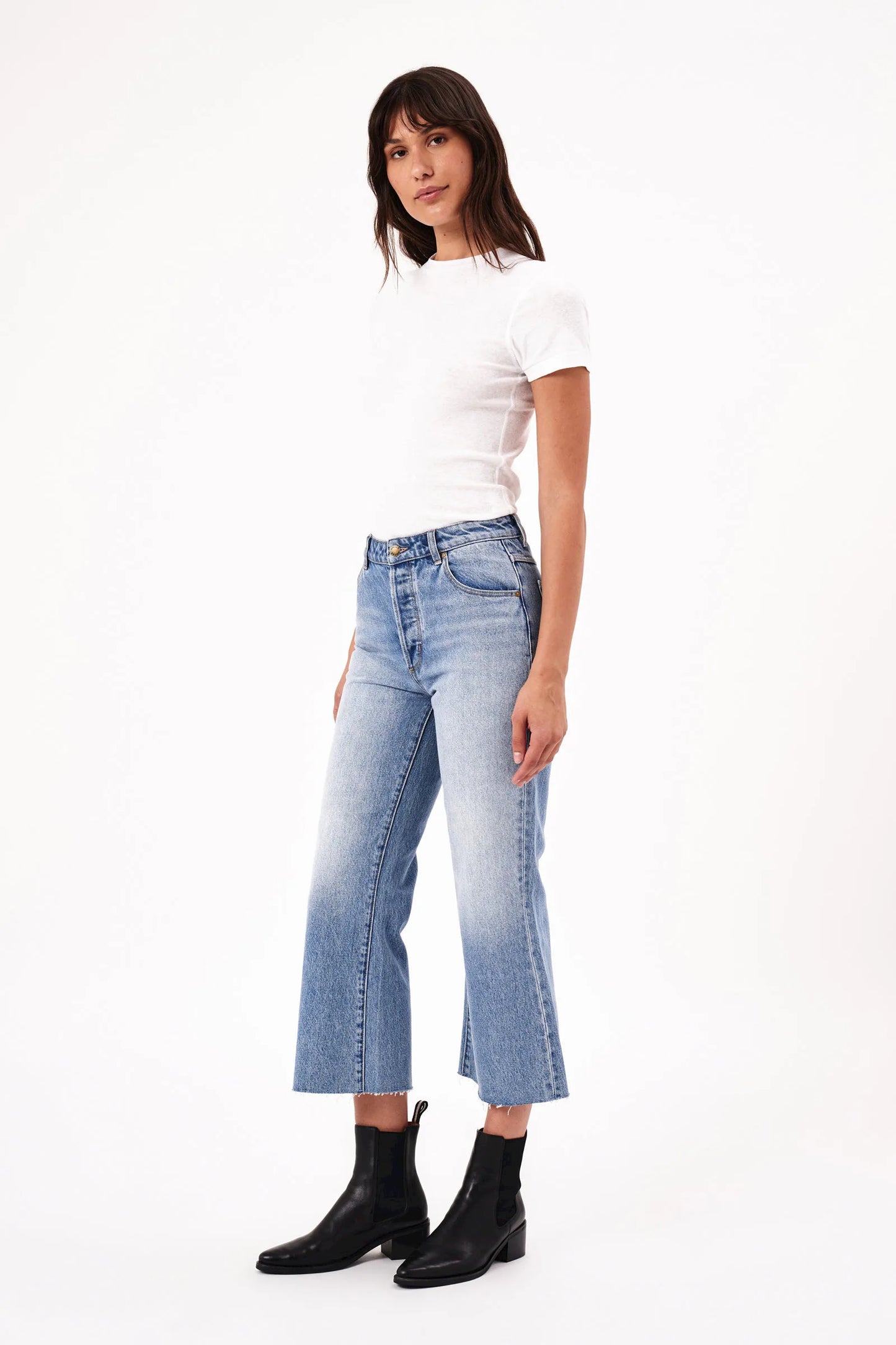 Rolla's Classic Flare Crop Jeans Chloe Vintage Blue