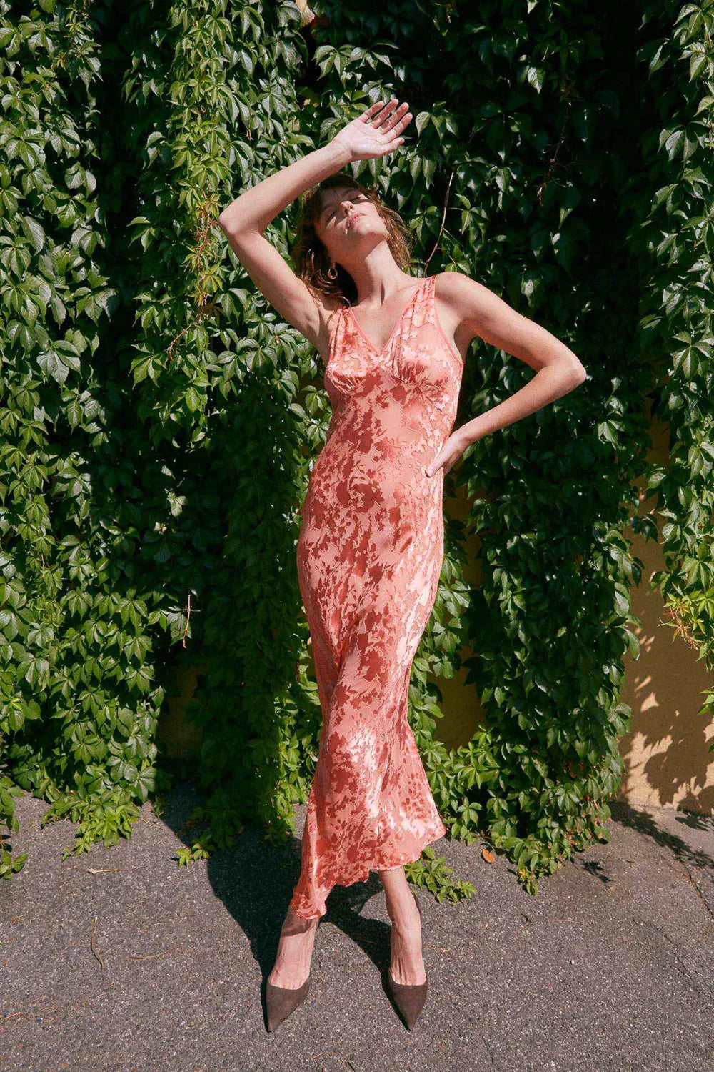 Rolla's Eliza Dress Peach Burnout – The Wander Shop