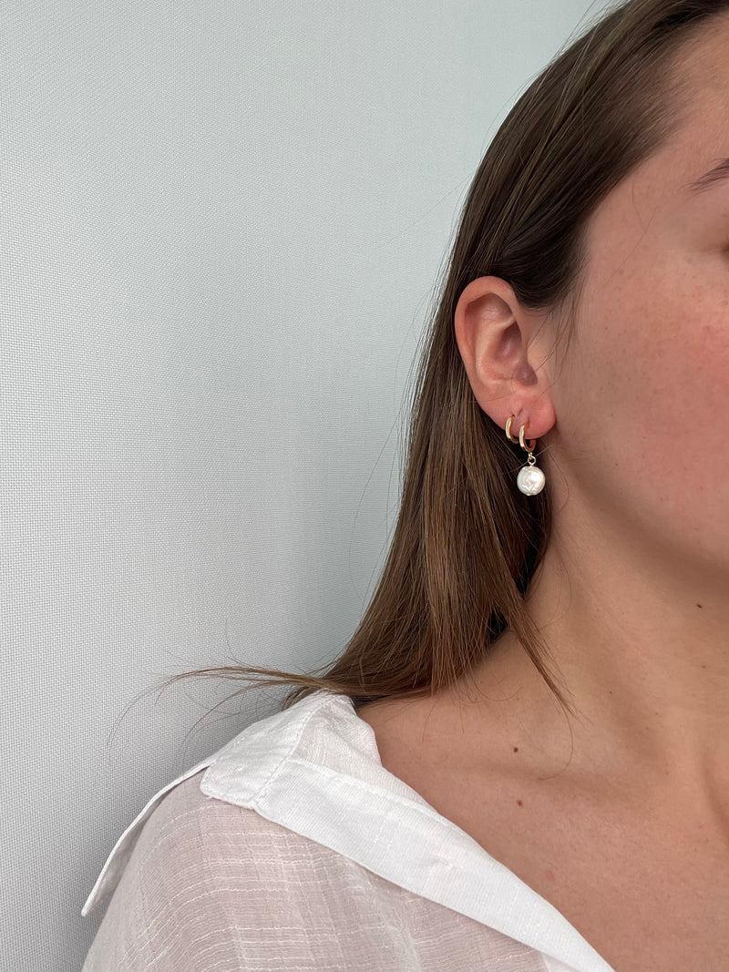 Load image into Gallery viewer, Airotciv by Victoria Pavones Earrings
