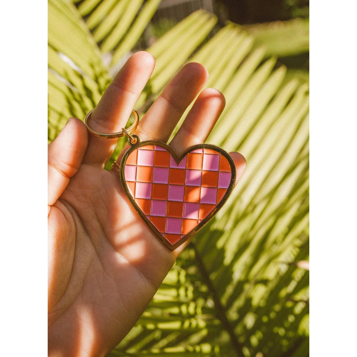Load image into Gallery viewer, Checkered Heart Keychain
