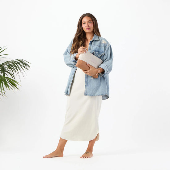 Load image into Gallery viewer, Aloha Collection Mid Pouch Dipped Toffee/Sandstone
