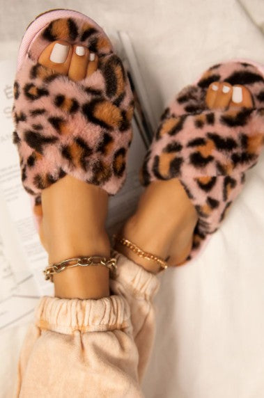 Pink Leopard Fluffy Slides