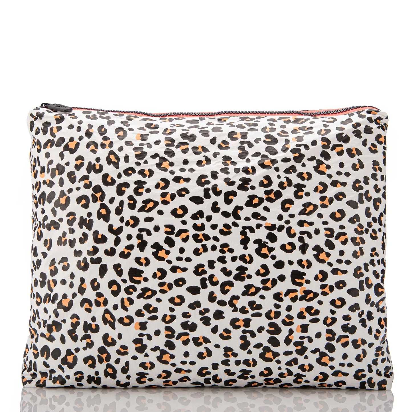 Load image into Gallery viewer, Aloha Collection MAX Pouch Leopard Cub
